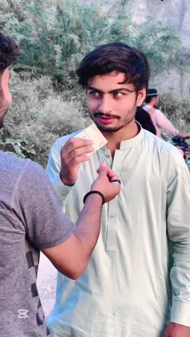 Pasa ha to sub kuch haa 🤣🤣🤣😂#twinsbrother #viralshorts #funnymemes #tiktokteamviralmyvideo #newtrendingvadio💯🔥 @شایان_طوری110🚩📿 @𝘼𝙉𝘼𝙎🥷💀 @302 BAZZ  🦅🦅👉🍷 @/\/\!@nd@d Ali🌹 @🍁🥀𝑺 𝑨 𝑳 𝑴 𝑨 𝑵🥀🍁 @syed_jawad_naqviiii @𝙍𝘼𝙃𝙀𝙀𝙇🥷🏻💀 and S by v