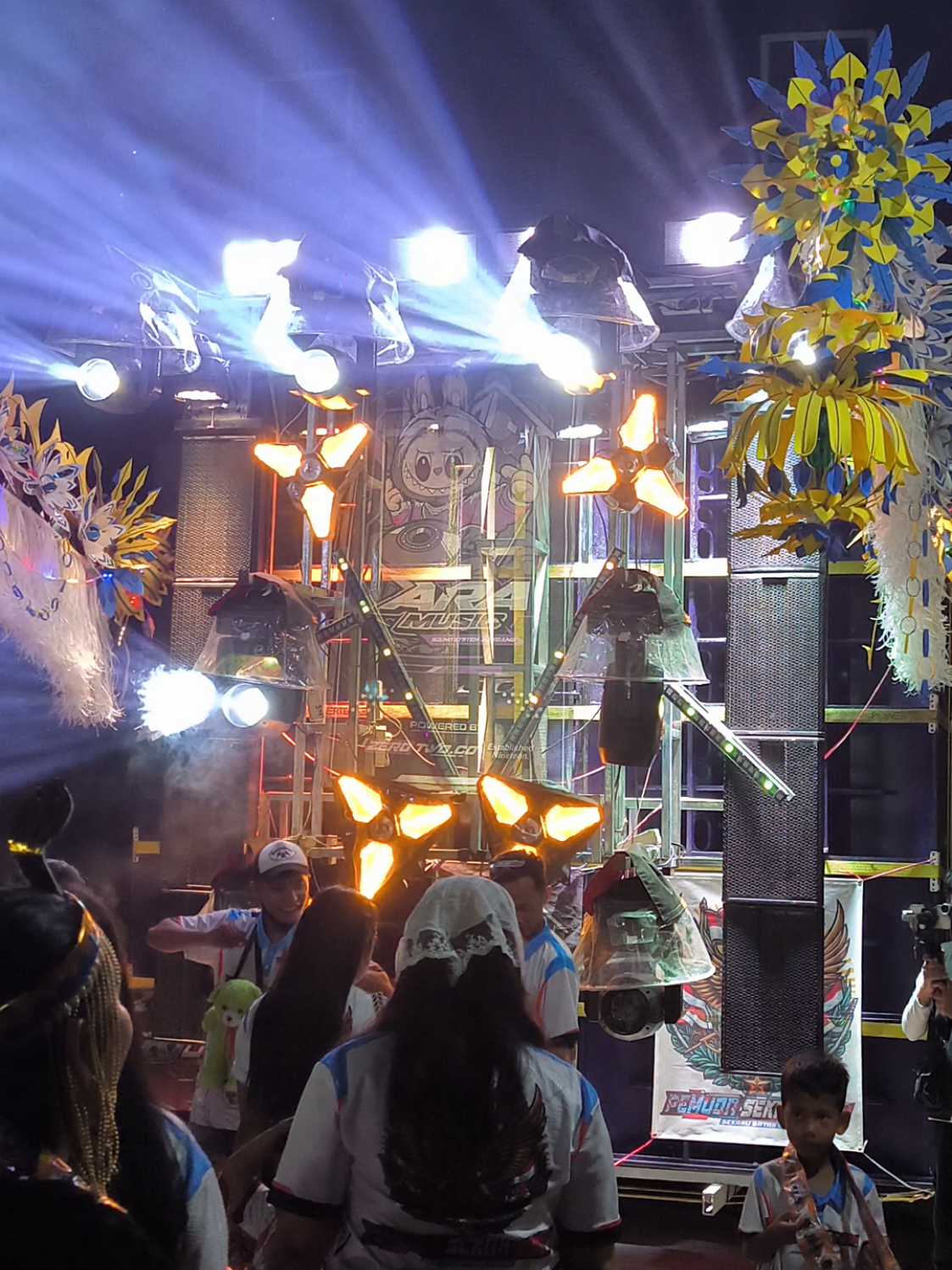 Gak ara music gak asik pokok e 🤪 #karnavalkauman #kabuhjombang #jombang24jam #viralfyp #fyp @ARA MUSIC 