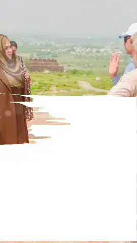 ADCR Saniya Safi coordinating late-night evacuation efforts to move flood-affected families to safety. #RohtasFort #VisitPakistan #jhelum #pakistan #punjab 