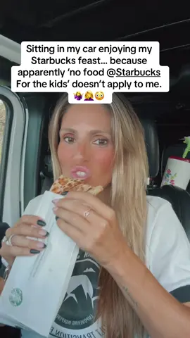 Oops? 🙊  💀 🌯 #parentsoftiktok #parentingtips #eatinginthecar #starbucks #parati 