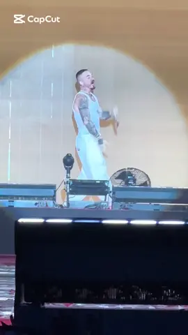 #jbalvin #madrid #españa #ccme Canción “Baila Baila Baila” #bailabailabaila 