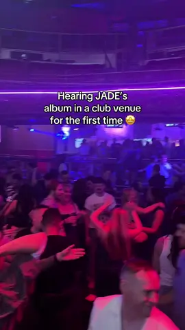 @theclaphamgrand know who mother is 🔥 What’s your favourite song on ‘THAT’S SHOWBIZ BABY!’? 💿 @JADE @LittleMix @RCA Records #jade #thatsshowbizbaby #popmusic #club #pop 