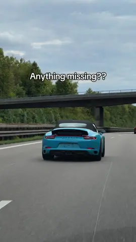 Something missing 👀 | #viral #trend #crash #porsche #speed 