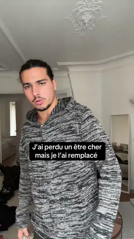 Alors on en pense quoi de ces @New Balance ? #unboxingvideo #newbalance1906a 