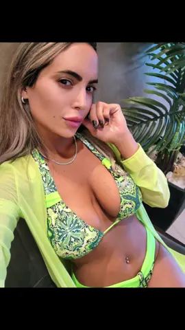 אם עברתם דברים לא קלים בדרך- נבחרתם בגאווה גדולה לחיילים הכי חזקים של אלוקים🙏💪 התוצאה- הדברים הכי טובים, יקרו לנבחרת הפשוטים של הבורא✔️ לא משנה מי שופט אתכם על האדמה ומה חושבים עליכם אלה שדורכים עליה, יש בורא אחד לעולם והוא מעמיד כל אחד מבלי לפסוח על איש- במקום הראוי לו בין אם ירצה או לא! מסקנה- משתלם להיות אדם טוב ועוד יותר טוב❗️👌 #foryoupageofficiall #פוריוישראל #פריועולמי #foryou #פרידהעוזיאל 