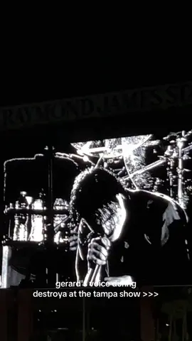 he's so gorgeous #fyp #mcr #mychemicalromance #mcrtampa #gerardway 