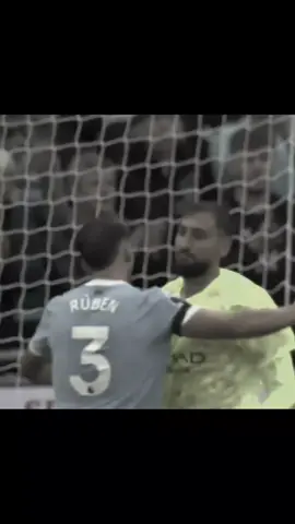 حارسي 🇮🇹🧤😰#دوناروما #مانشستر_سيتي #مانشستر_يونايتد #ديربي 