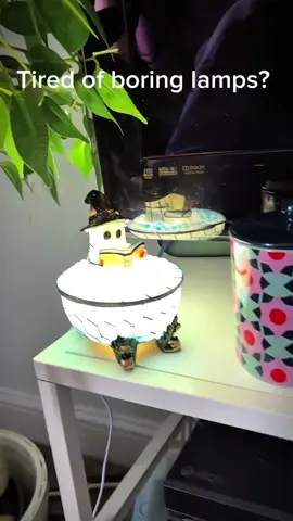 Perfect as a night lamp, a gift, or just to make your room cozy. 👻#lamps #ghostlamp #halloweenlamp #tiktokmademebuyit #deals 