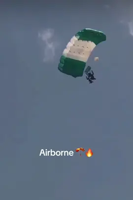 Amazing jumper master🪂💯💯 #explore #foryoupage #goviral #militarytiktok 