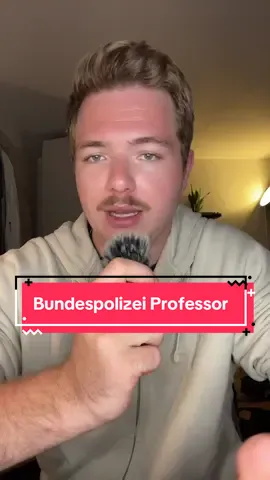 bei der bundespolizei lehrt ein professor mit tiefen verstrickungen ins rechte milieu. sogar die gewerkschaft der polizei spricht sich gegen stephan maninger aus, aber die bundespolizei hält weiter an ihm fest.