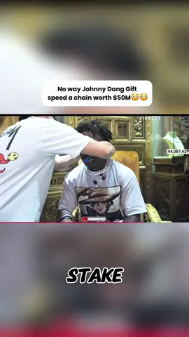 Johnny Dang Gifted a chain to speed Worth $50M that’s insane 😳😳 #speedinhoustontexas #speeddoesamerica #ishowspeedclips #ishowspeedclipz #foryou 