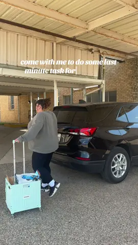 it’s a pleasure to be able to be used in any ministry. i’d scrub the toilet if they asked me to. #christiantiktok #church #fyp #balloon #cristiana 