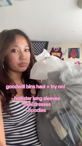 DEPOP: brokebri67  idk what happened to my mic so the sound qualities kinda ass😞 #goodwill #goodwillbins #thrifting #thriftfinds #fashion 