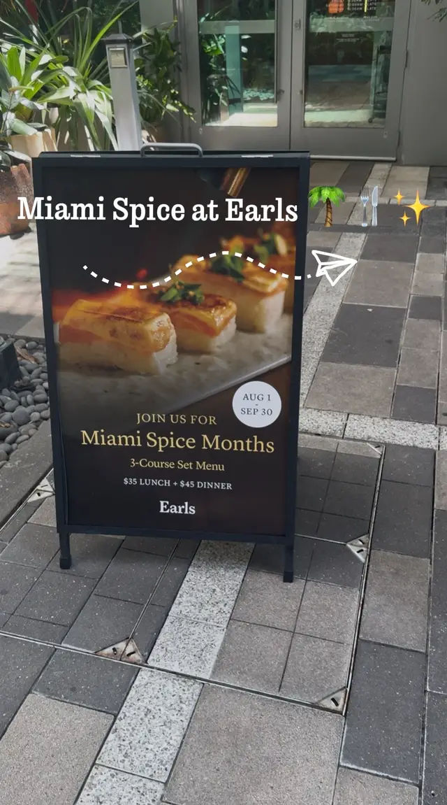 Celebrated my birthday with Miami Spice at Earls 🌴🍴 From the Charred Corn + Avocado Dip to the Cajun Blackened Chicken and finished with the Crème Brûlée Cheesecake… everything was so good! 🎂💖 #MiamiSpice #miamifoodie #birthdayeats #foodietok #miamieats 