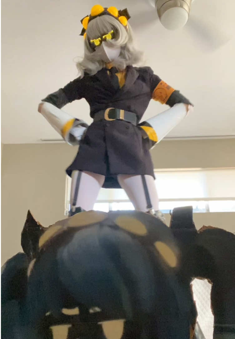 this is so stupid i almost didn’t post it😭 #fypシ゚viral #cosplay #cosplayer #cosplaymurderdrones #jcosplay