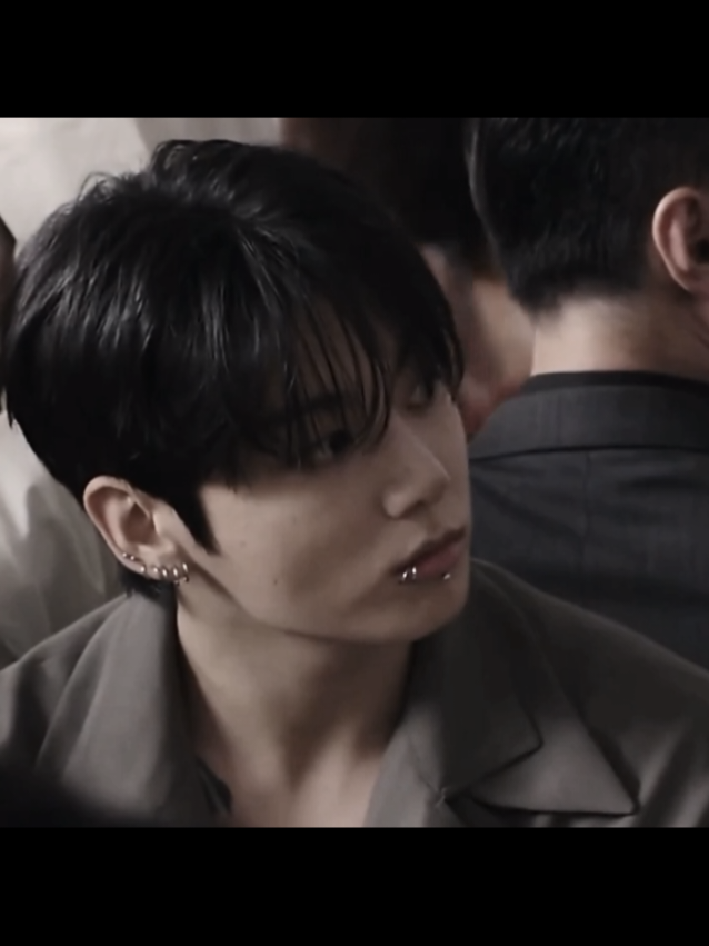 HE'S SO FINEE  #jungkook #joenjungkook #jungkookedit #fyp #viral 