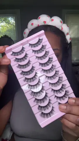 🥰 #momlife #sahmlife #busymom #grwm #lashes  
