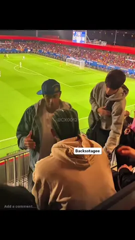 lamine at the game today ❤️☝🏼  • • • • • #foryoupagе #foryou #fyp #fcbarcelona #lamineyamal 