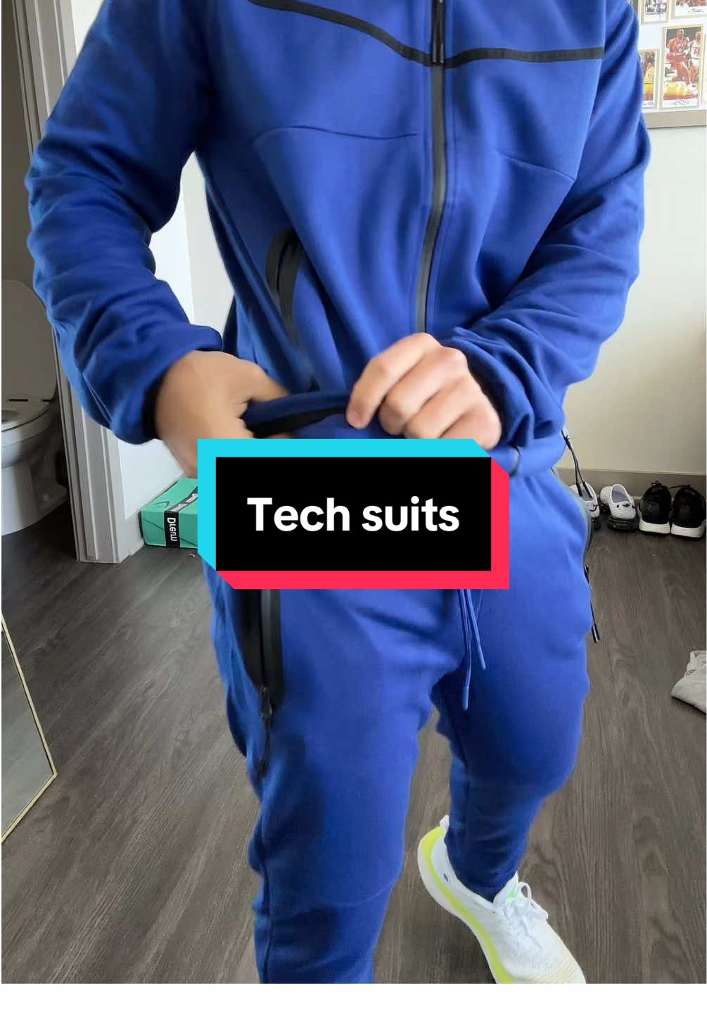 5’8 160 size M #tracksuit #zipup #sweatsuit #workoutset #matchingset 