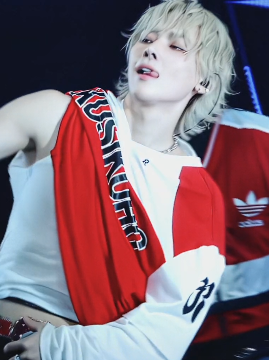 i only realized now that i forgot the watermark😭 #andteam_nicholas #nicholasedit #wangyixiangedit #andteam #fypedit  cc:nnewjeans, scp:ikeivrs/likeyuma