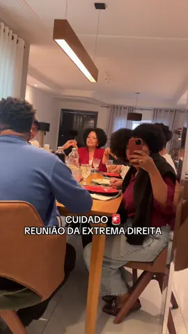 A extrema direita que eles odeiam 🤡