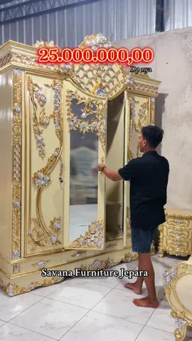 Set kamar tidur sultan Mahabarata Yudha bahan kayu jati TPK finishing duco evory kombinasi mas Prada harga asli 50 juta #savanafurniturejepara #fyp #meubelukir #furniture 