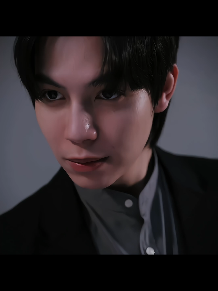 first in his villian era!!! I've been praying for times like this || I'll never stop praising his acting like his eye work is always crazy I love to see him as an antagonist for once (as we all predicted but idk) #mymagicprophecy #drkarn #firstkanaphan #mymagicprophecyedit  my magic prophecy dr karn first reveal plot twist tattoo villian 