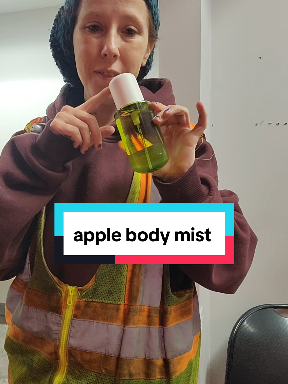 A fruity-floral mist that smells like clean girl energy and emotional stability. Granny Smith apple, pear, apple blossom, and soft violet... like you're fresh out of a therapy session and your ex is still blocked. Lightweight, vegan, and non-toxic — perfect for hair and body when you wanna smell expensive without the drama. #cleangirlscent  #bodymist  #FragranceTok ##hairmist #tiktokshoprestock 