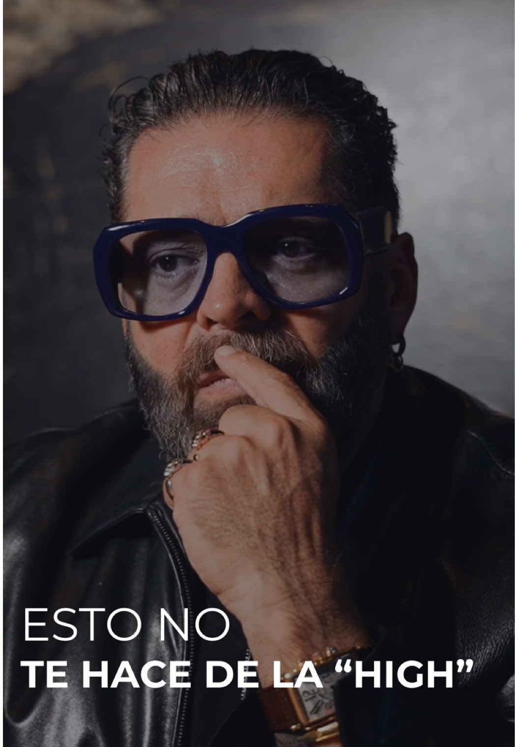 Creer que la “alta sociedad” es ropa, coches o fraccionamientos caros es la mentira más grande. El verdadero estatus no se mide en lujos. ¿De qué sirve presumir dinero si tu humanidad es igual a cero?