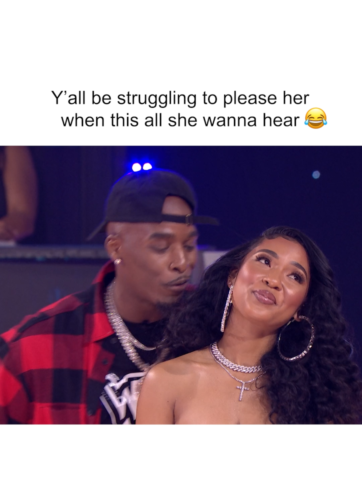 He too smooth with it 🤣 #WildNOut #letmeholla #hitmanholla #funny #jokes #flirt #flirting #lol