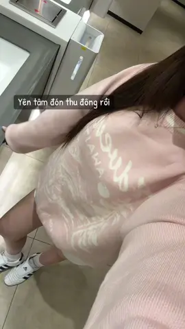 Đứa nào rủ đi chơi t cũng sẵn sàng 💕😘 #theslickway #sweater #aohoodie #thoitrang #outfit 