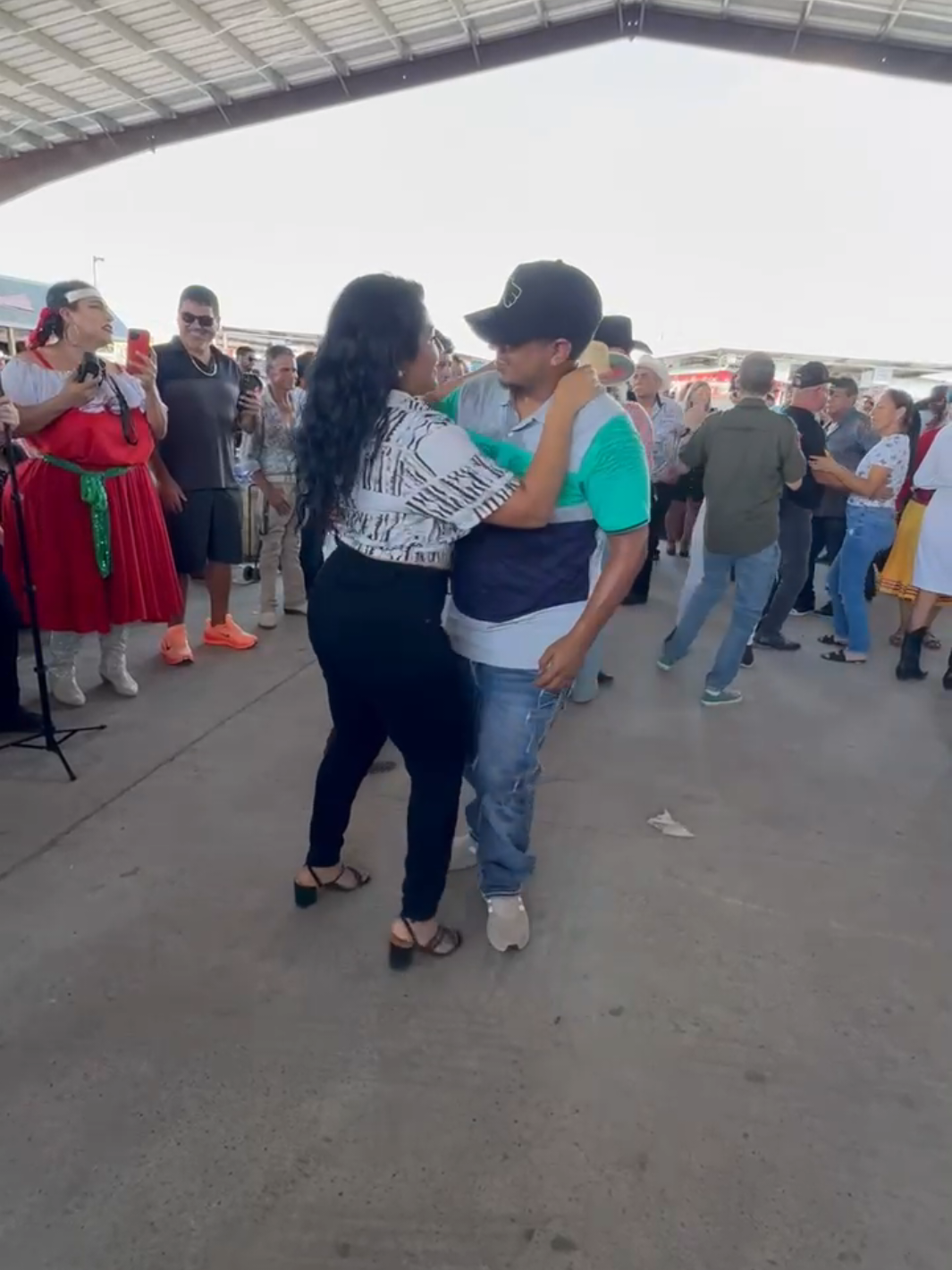 muy bonita pareja de baile 