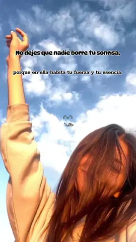Me sigues para más contenido. 🥺🤍🙏🏻#video #frases #motivacion #nodejesquenadaborretusonrisa  #parati 