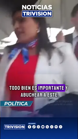 🔴 #NoticiasTrivisión | “Es importante abuchear…”. Estas fueron las palabras de la diputada independiente Johana  Obando, captadas en una transmisión en vivo previo al discurso presidencial de Rodrigo Chaves en la plazoleta de las Ruinas de Cartago.  En el video también se escucha donde se pide que se detenga la grabación. Horas después la diputada señaló que algunos ciudadanos de Cartago se manifestaron y declararon “non grato” al mandatario.  Video completo aquí 👇🏼