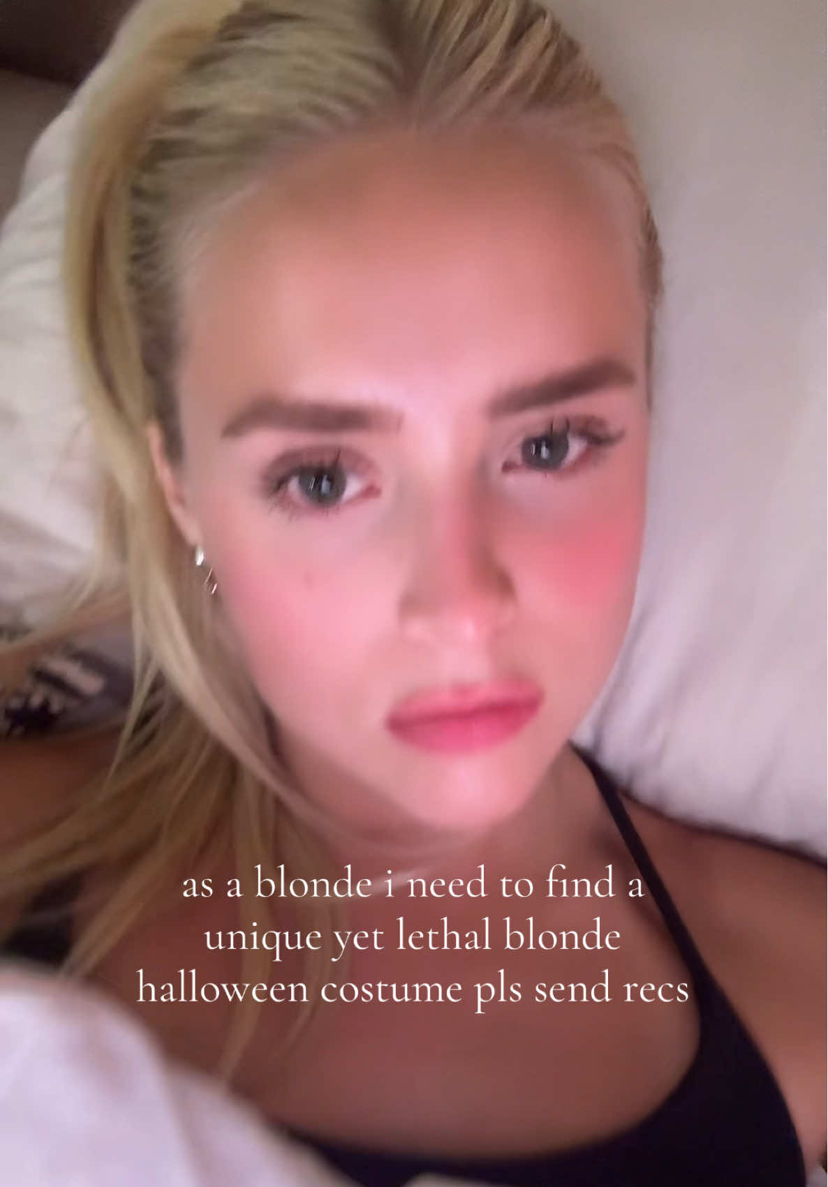 ik its still far away but helppp #fyp #halloween #halloweencostume #halloween2025 #blondecostumes  