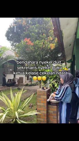 #ketuakelas #foryoupage #kontenkelas #xybca #sekolah 