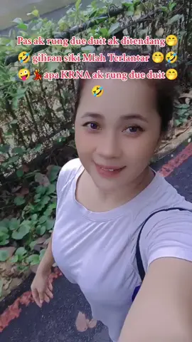 #BahagiainDiriSendiri#KaloBukanSekarangKapanLagi😘😘 Hujan guyss 