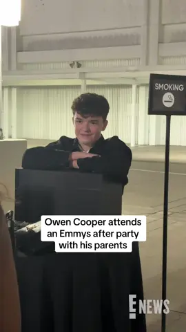 Owen Cooper attends an #Emmys after party with his parents. 🥹 