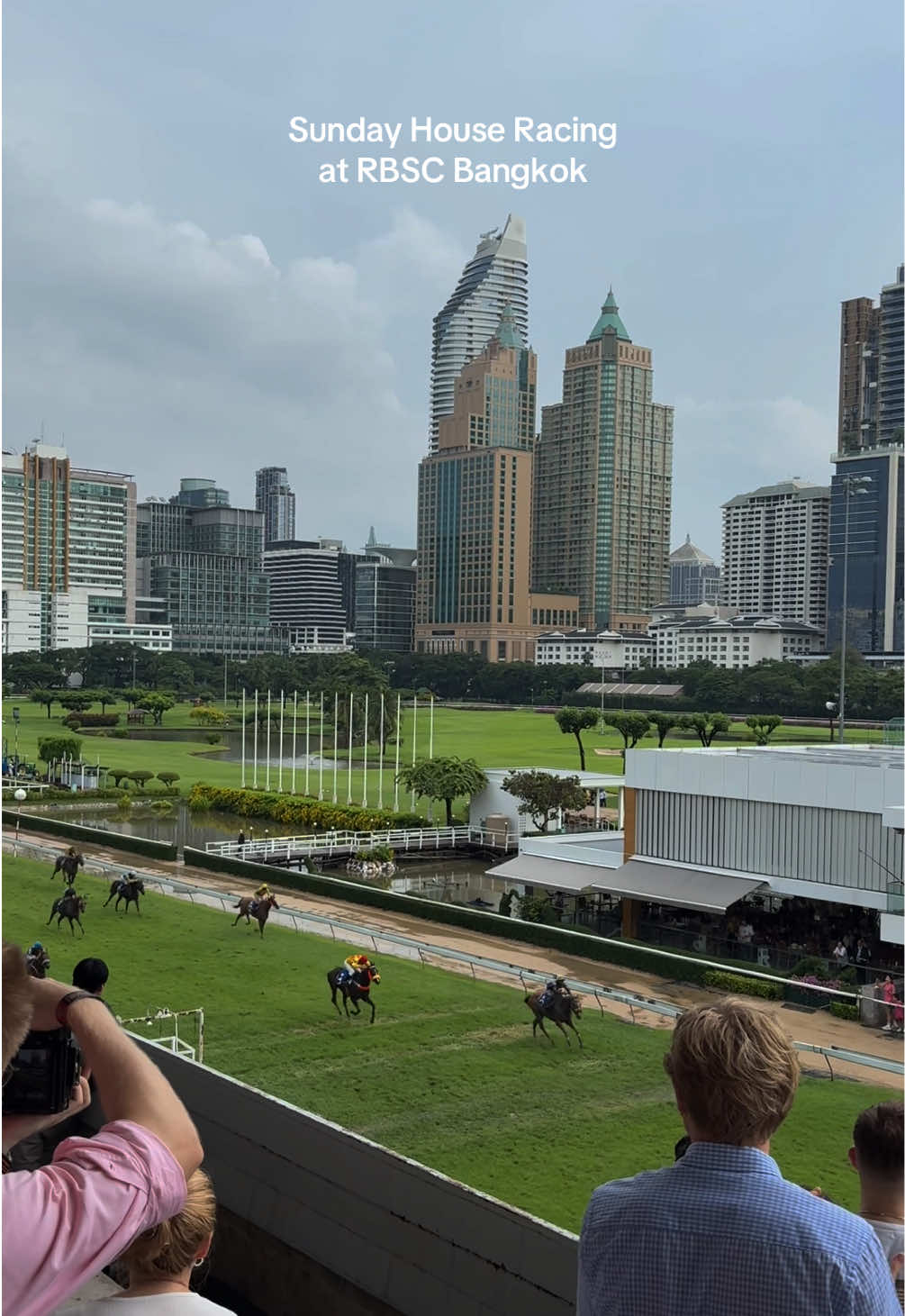 #bangkok #sportclub #horseracing 