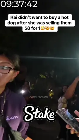 Kai didn’t want to buy a hot dog after she was selling them $8 for 1😳🤯🤯 #kaicenat #chrisbrown #fyp #viral 