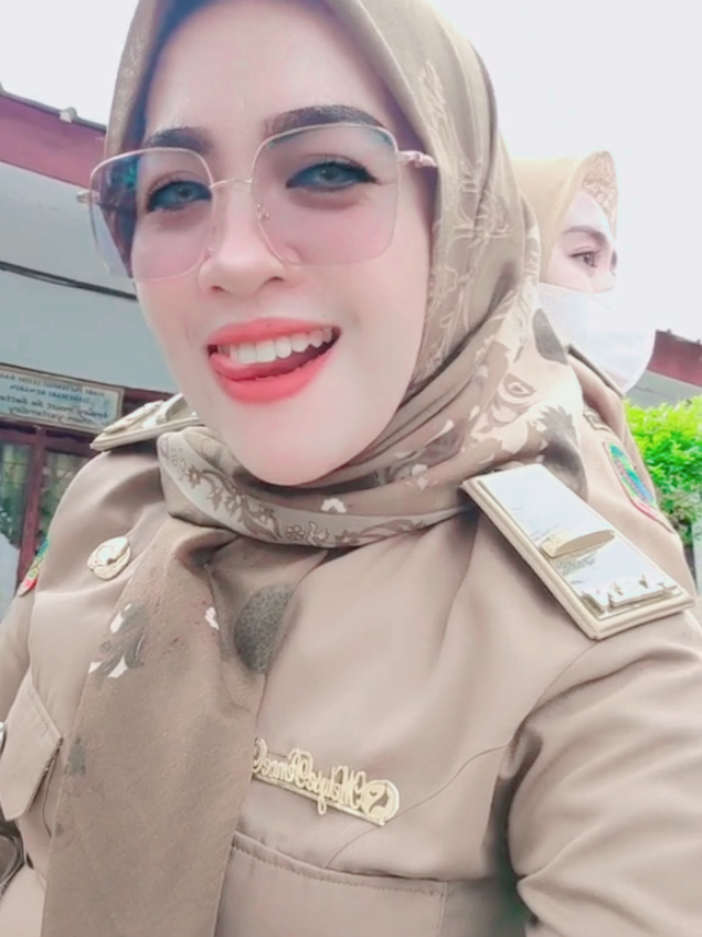 Selamat Siang ☺ . . vt by : . . .  . #fypシ #pns #pnscantik #pnscantikid #guru 