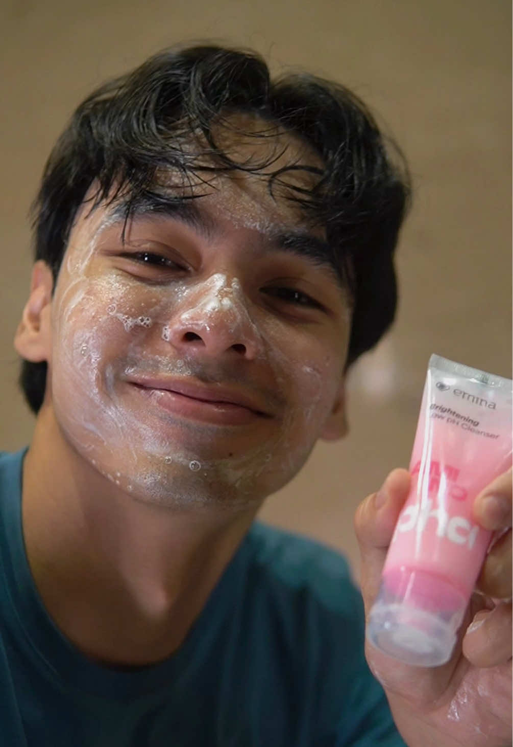bangun tidur diteror telco😣 untung ada #facewashemina jadi kelihatan udh mandi