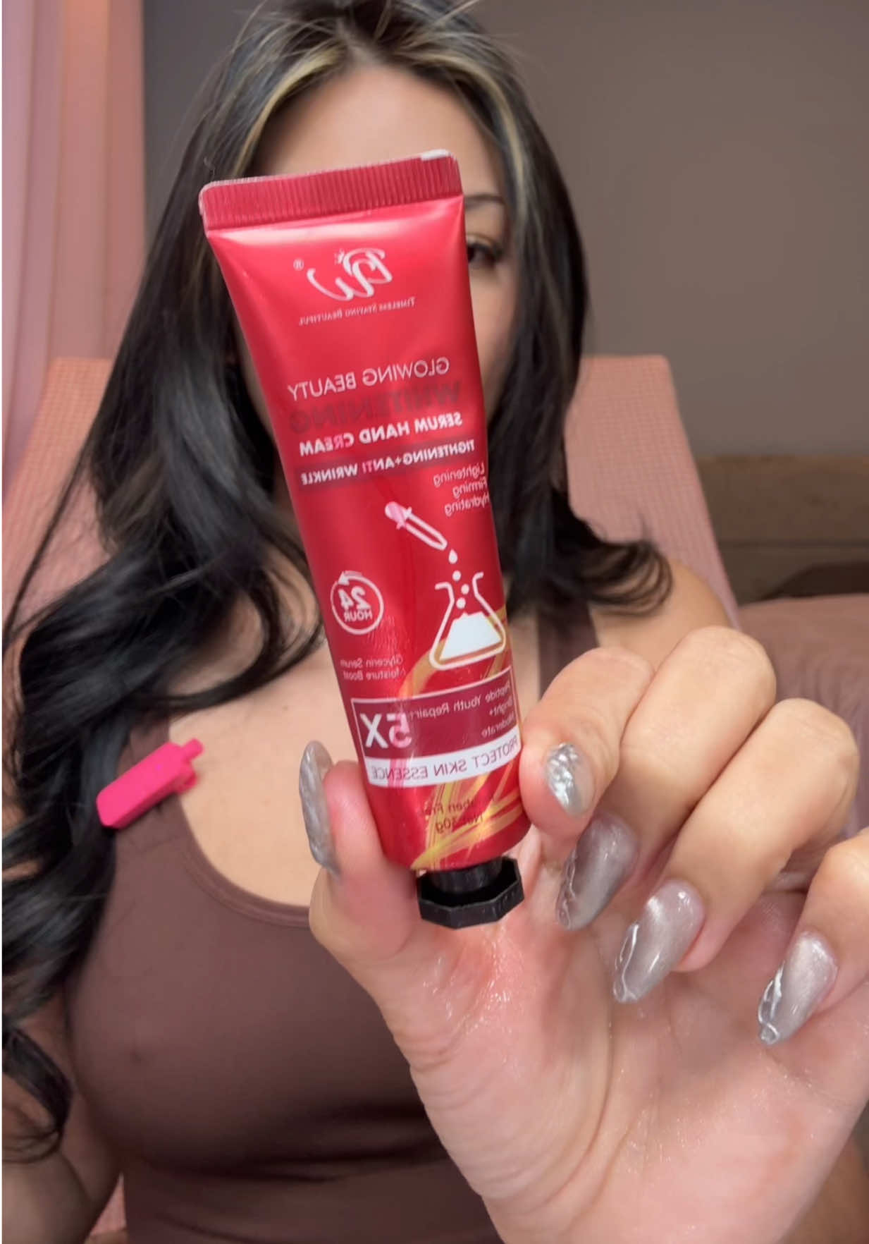 Girl, try this! ₱15 lang tooo!🤭💓 #dw #dwhandcream #ladylinbeautycosmetics #handcream 