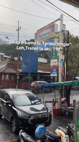 ojo dingin dingin ta,ngkok tk ajk kesini lo 😭 VILLA CAHAYA TRETES Jl. Foresta no 1, Tretes 🌲 READY KAMARAN BALKON  Start Hanya 80K Aja! 🥳 FASILITAS SUPER LENGKAP: ✅ Smart TV + YouTube & Netflix  ✅ VIEW POHON PINUS di Beberapa Kamar ✅ Balkon With View ✅ Air Panas & Air Mineral Gratis ✅ Kipas Angin ✅ Kamar Mandi Dalam  MAU FULL RUMAHAN? ADA JUGA! ➕ Plus KARAOKE Seru! 🎤 LOKASI ANTI NYASAR: Dekat Hotel Surya & Kopian Tanjung! GASSSS Ajak Bolomu! Tag Temen / Pasangan / Keluarga Kamu! INFO & BOOKING: 📲 WA Admin: 081556651843 (Klik Link di Bio!) Fast Respond  #villacahayatretes  #Villakamarantretes #rekomendasivillatretes #fyp #xybca 