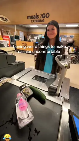 Prank the cashier #funnyvideos #funnyprank #fyp #foryou #viral 