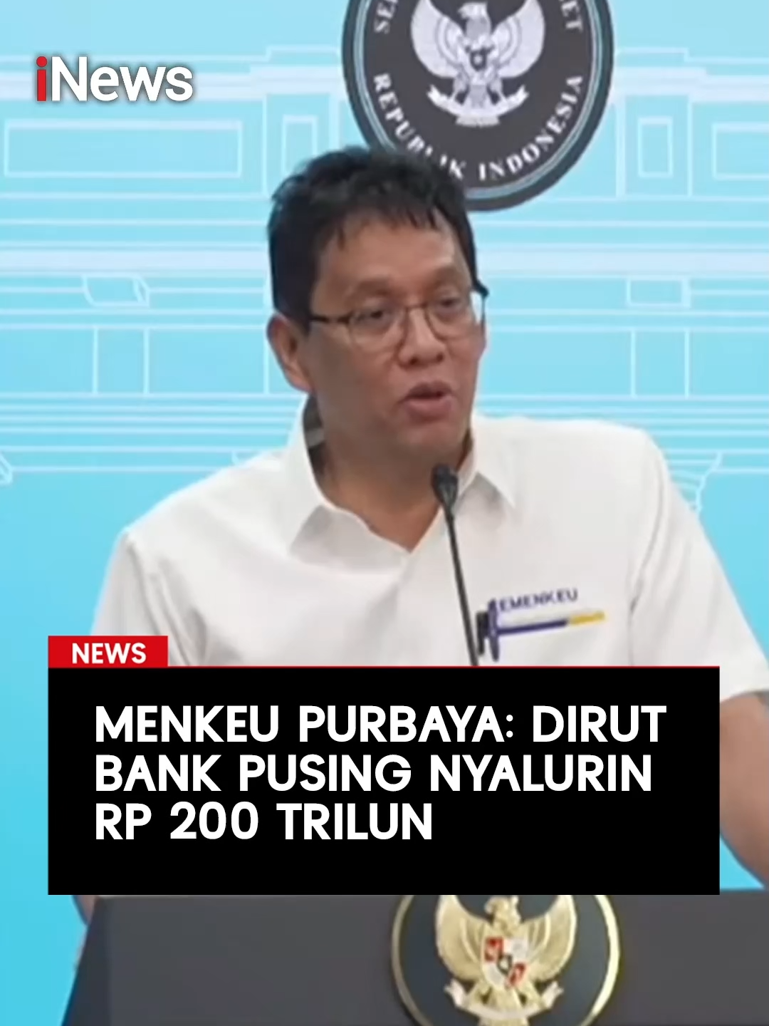 Menteri Keuangan Purbaya Yudhi Sadewa mengungkapkan bahwa penyaluran dana Rp200 triliun ke bank-bank besar ternyata bukan perkara mudah. Ia menyebut, para direktur utama bank justru pusing memikirkan bagaimana menyalurkan dana sebesar itu dengan tepat sasaran. Beban besar ada di pundak mereka untuk memastikan dana tidak hanya berhenti di sektor finansial, tetapi benar-benar mendorong pertumbuhan ekonomi riil. Menurut Purbaya, tantangan bankir bukan sekadar menyalurkan dana, tetapi juga menjaga agar kualitas kredit tetap terjaga. Pemerintah menegaskan bahwa suntikan triliunan rupiah ini harus memberi dampak nyata bagi masyarakat dan dunia usaha. Meski diwarnai candaan soal 
