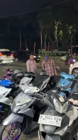 motor uda mulai dilirik tandanya?  #beatfiindonesia #4upage #ring17style #gendutgank⚡️ #beatgendutmodifikasi 