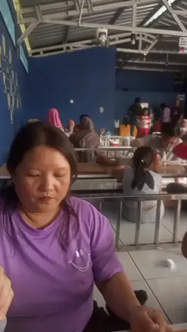 Wanita hamil perut besar gratis makan disini  Bakso Cowmot  Ketapang kota Tangerang  #baksocowmot #pengikut #reels__tiktok #jangkauanluas 
