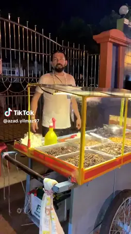 bu adam beni ne güldürdü ya🤣