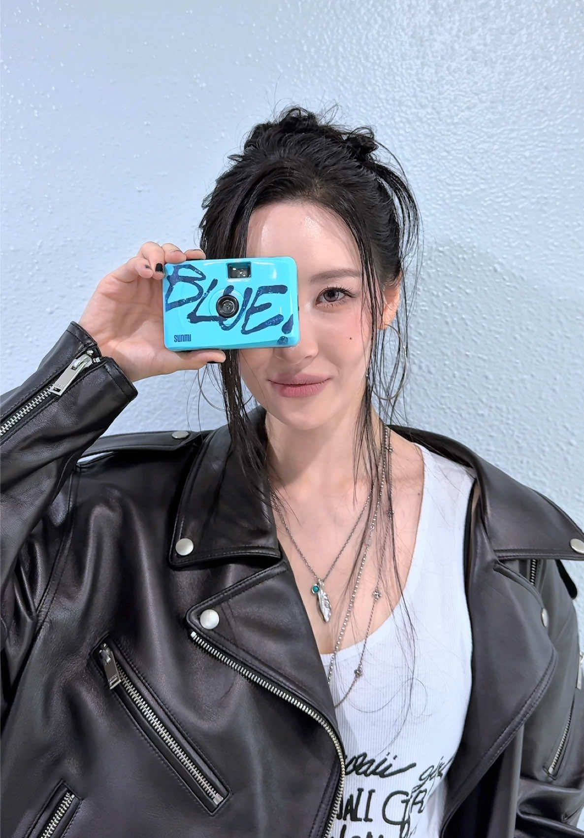 🎞️ You are my BLUE! SUNMI Digital Single 【BLUE!】 🎧 lnk.to/SUNMI_BLUE #선미 #SUNMI #BLUE 